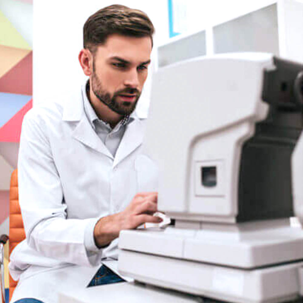 optometrist in Lee's Summit